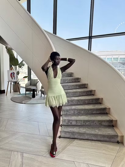Elegant Lace Halter Yellow Short Homecoming Dress Backless Mini Birthday Outfits With Pleated SP3806