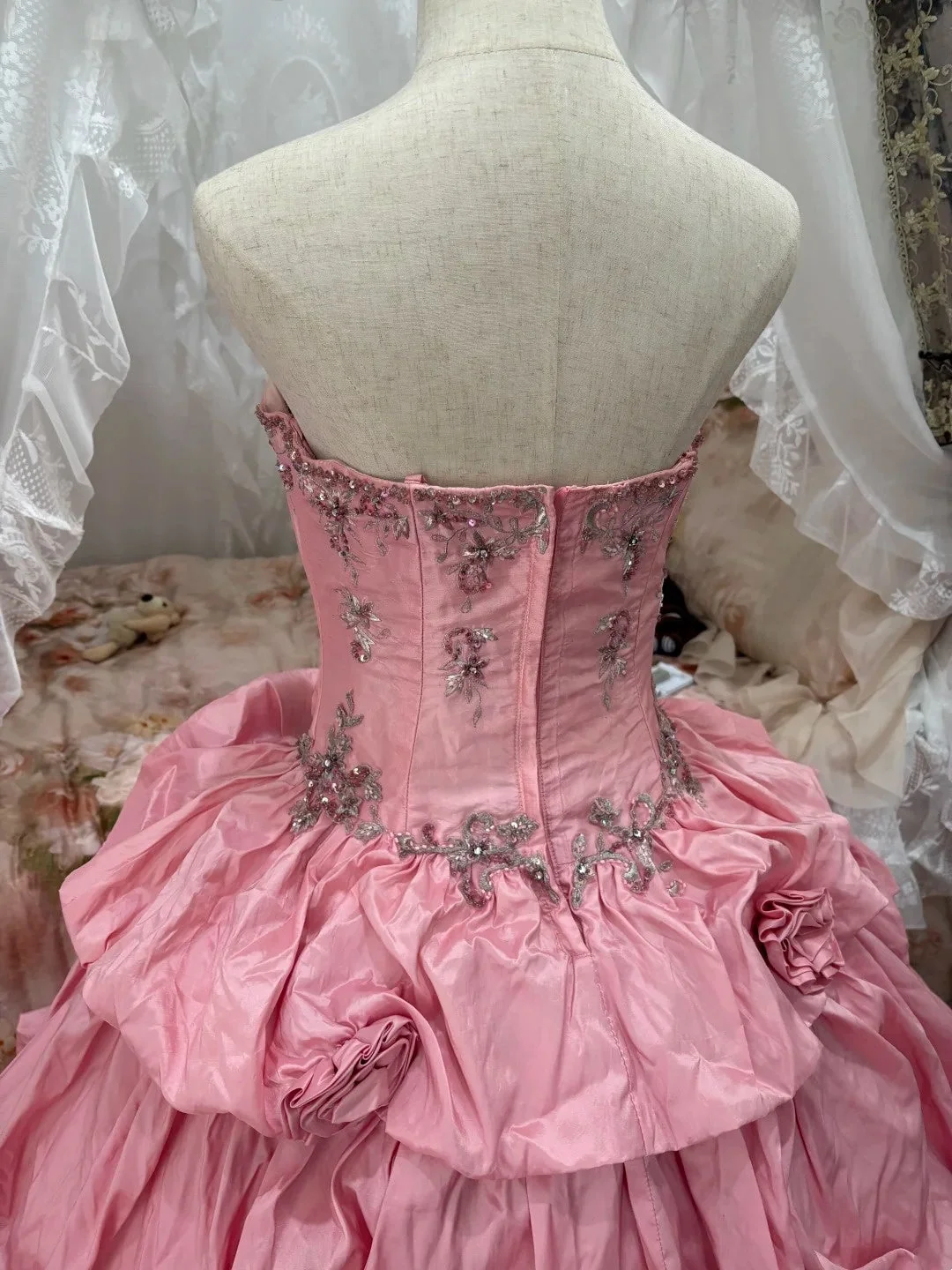 Charming Ball Gown Pink Spaghetti Straps Embroidered Satin Pleated Quinceanera Dress Sweet 16 Dress SP3832