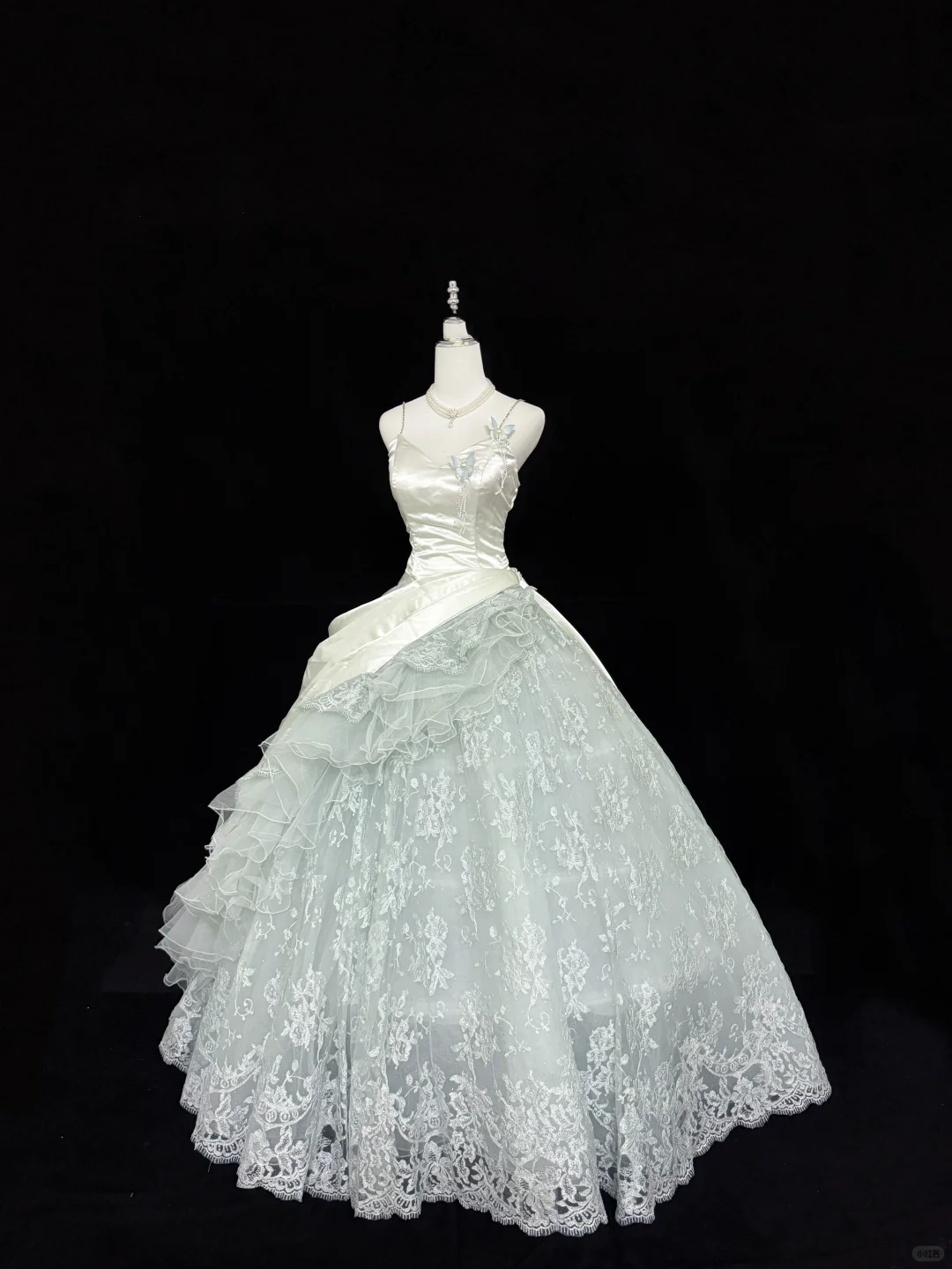 Pretty Spaghetti Straps Tulle Lace Satin Sweet 15 Dress Ice Blue Quinceanera Dress SP2214