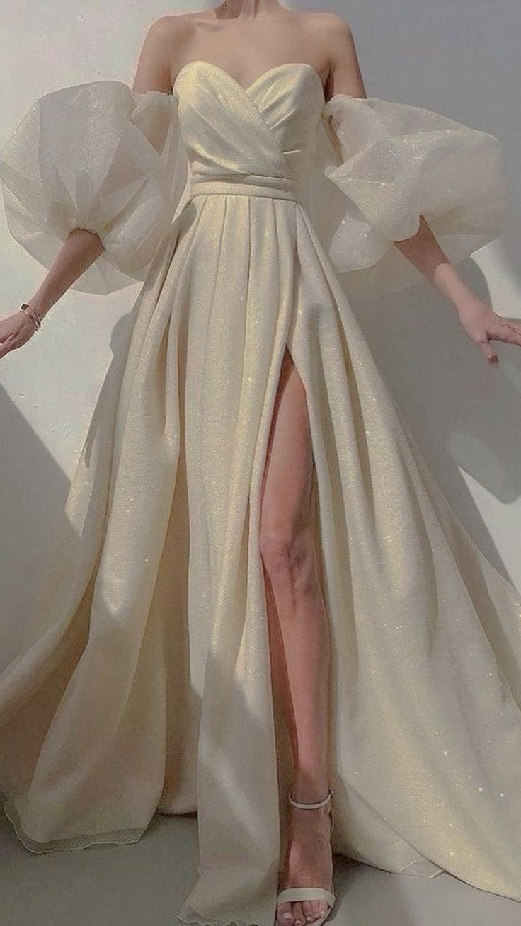 Sexy Puffy Sleeves Prom Dresses Glitter Ball Gown Party Dresses Tulle Sweep Train Prom Evening Dresses Y4684