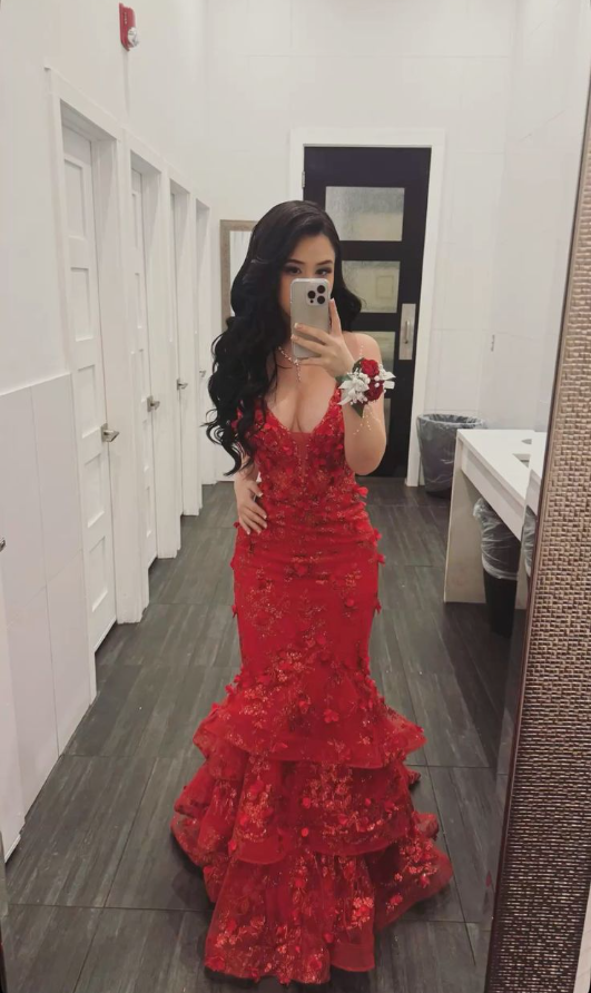 Pretty Red Spaghetti Straps Tulle Appliques Mermaid Evening Dress Birthday Prom Gown SP976