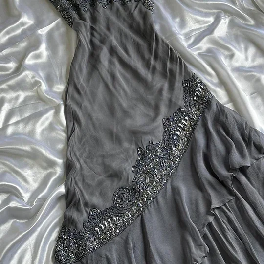 Vintage Spaghetti Straps Grey Chiffon Beaded Mermaid Evening Dress Long Prom Dress Y9739
