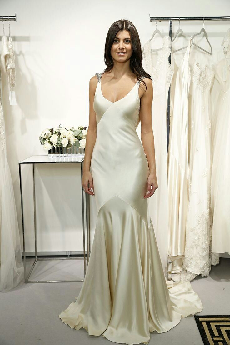 Elegant V Neck Memaid Evening Gown Satin Long Prom Dress With Beading Y7941
