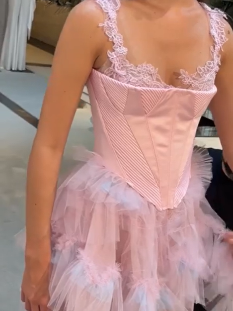Shining Blushing Halter Sleeveless A Line Lace Tulle Ruffles Short Prom Dress Pink Short Homecoming Dress SP3801