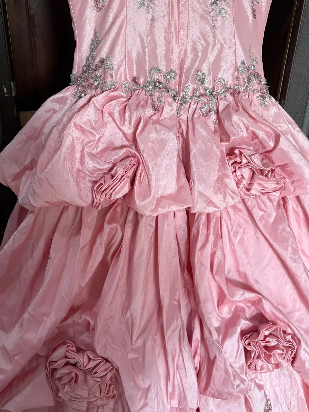 Charming Ball Gown Pink Spaghetti Straps Embroidered Satin Pleated Quinceanera Dress Sweet 16 Dress SP3832