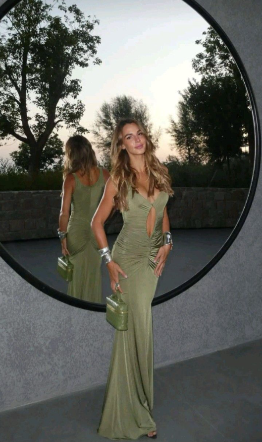 Sexy V Neck Green Satin Mermaid Long Wedding Guest Dress Evening Gown  SP888