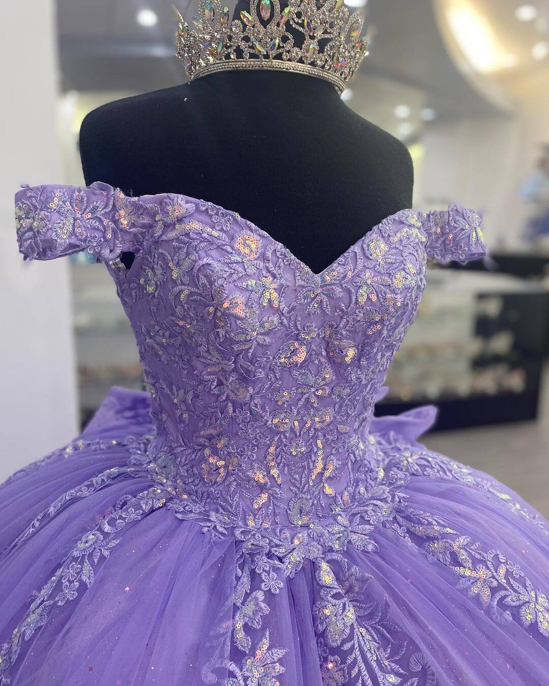 Lilac Corset Mexican Quinceanera Dress Ball Gown,Appliques Lace Birthday Dress Y1476