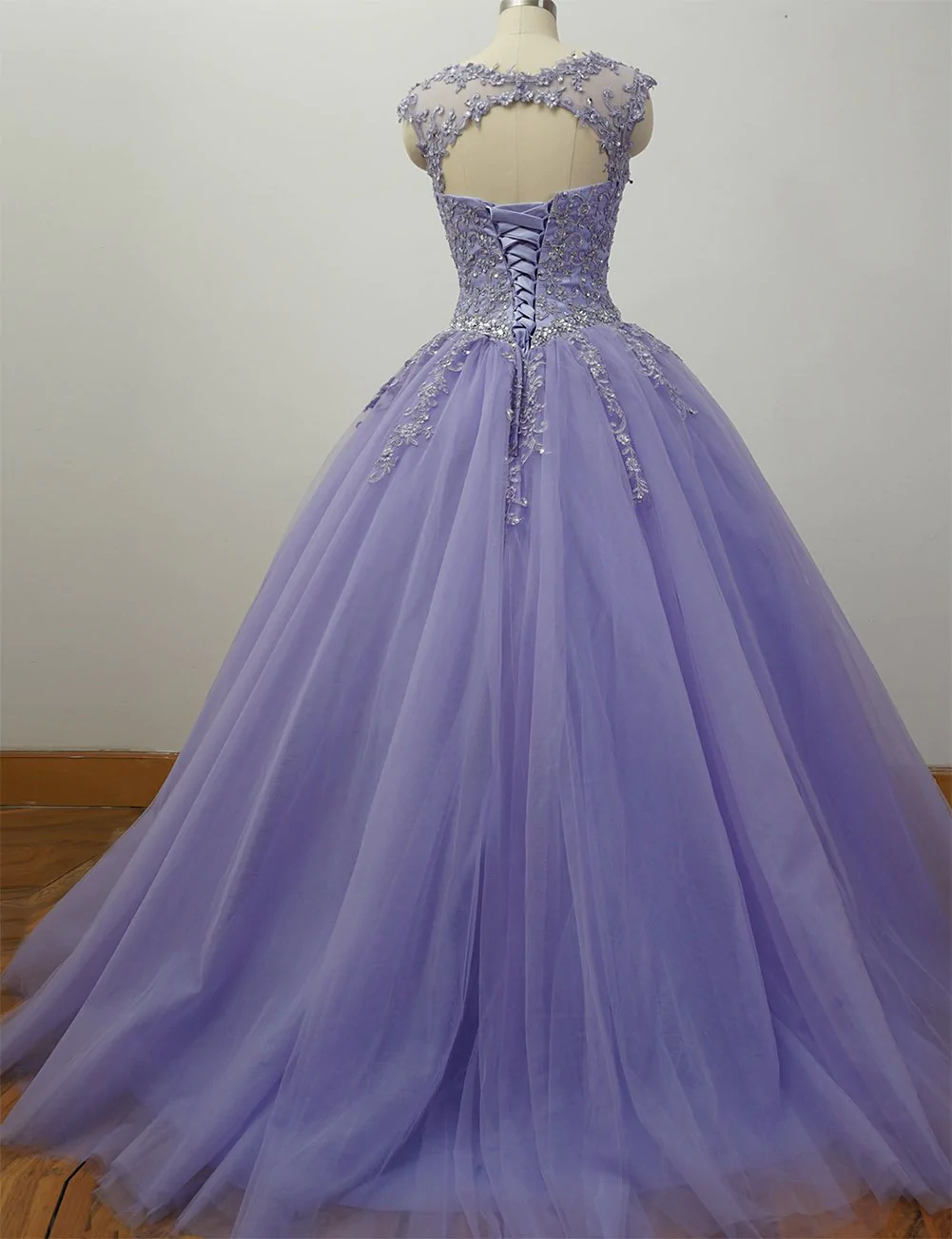 Gorgeous Quinceanera Dresses With Applique And Beading, Purple Ball Gown Y1252