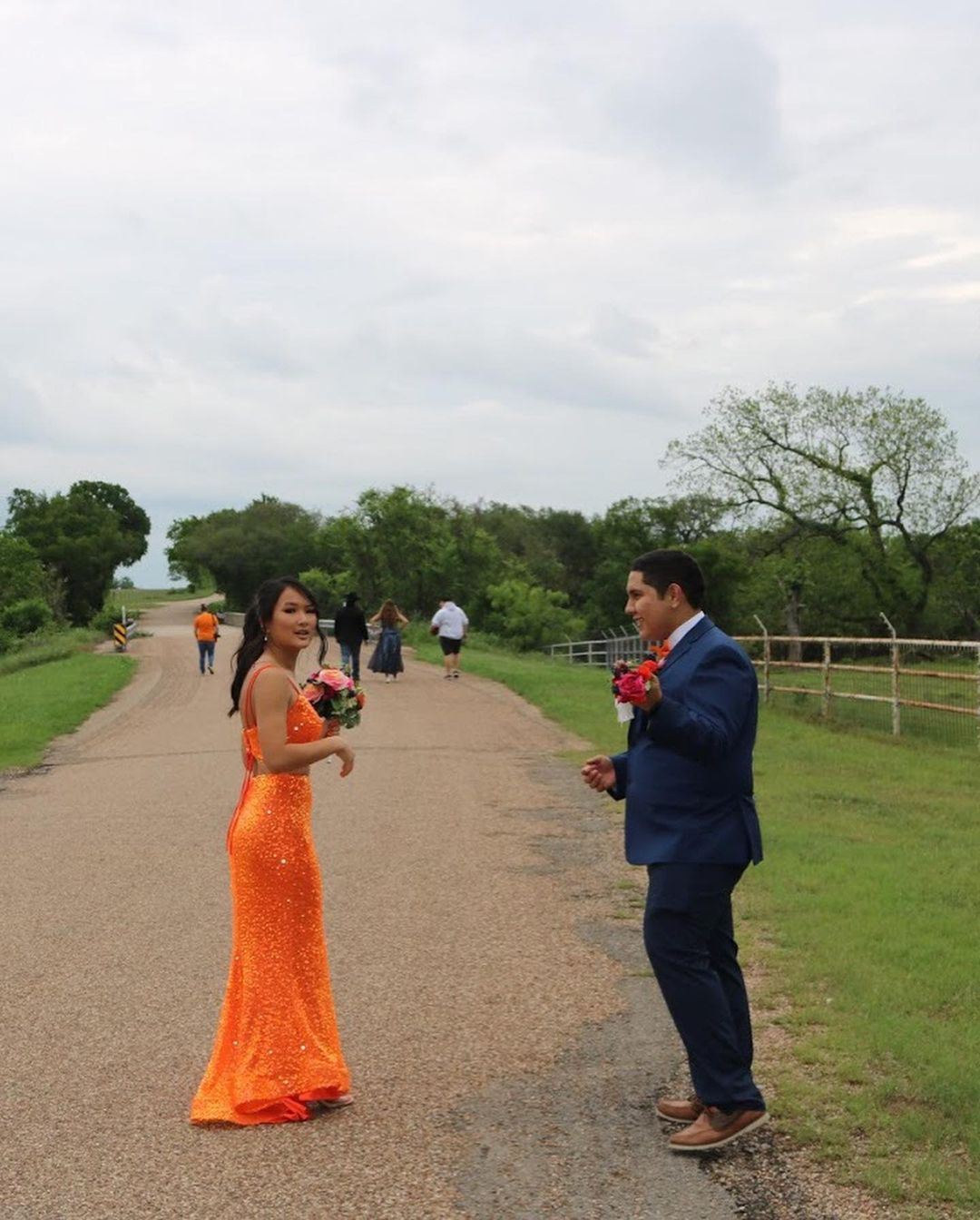 Elegant Mermaid Orange Sequins Long Prom Dress Formal Evening Dresses Y1307