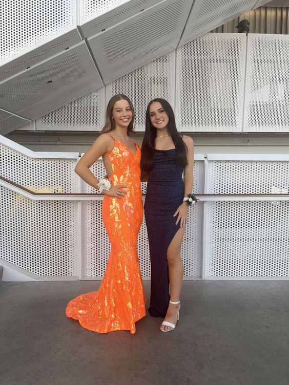 Fashion Mermaid V Neck Orange Sequins Long Prom Dresses Y1721